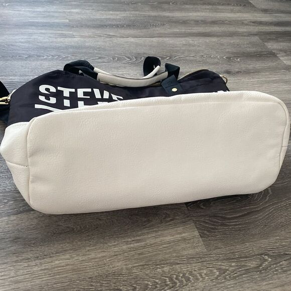 Steve Madden XL Sports / Travel 2 ways bag Black & White NWOT - Picture 13 of 13